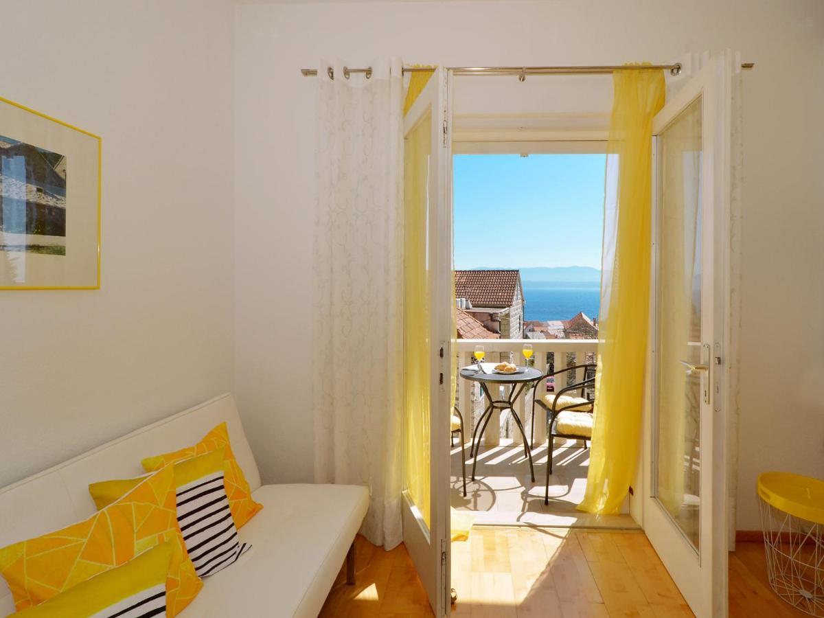 Apartments Newway Бол Екстер'єр фото