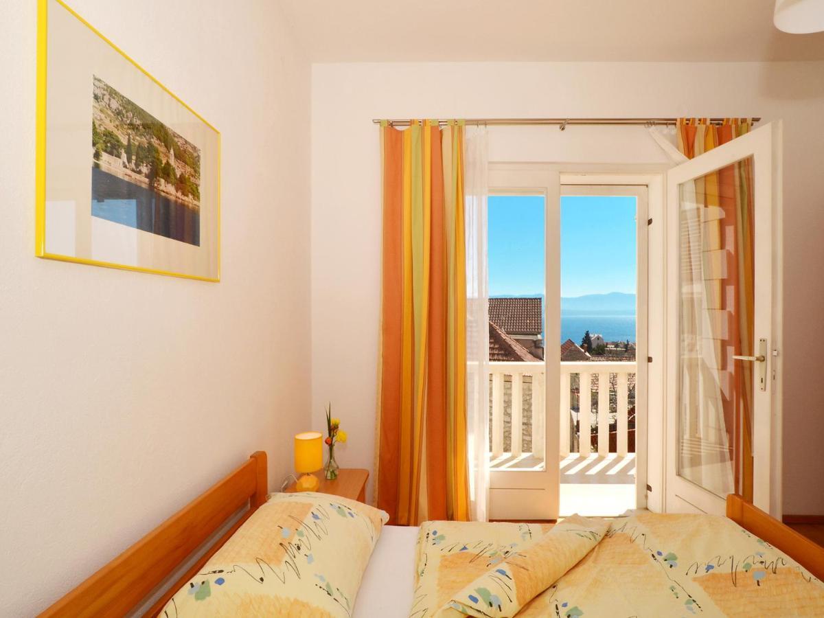 Apartments Newway Бол Екстер'єр фото