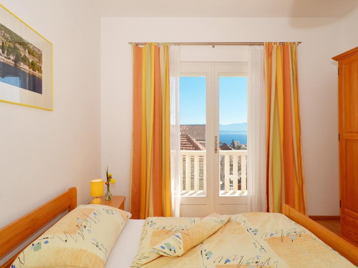 Apartments Newway Бол Екстер'єр фото
