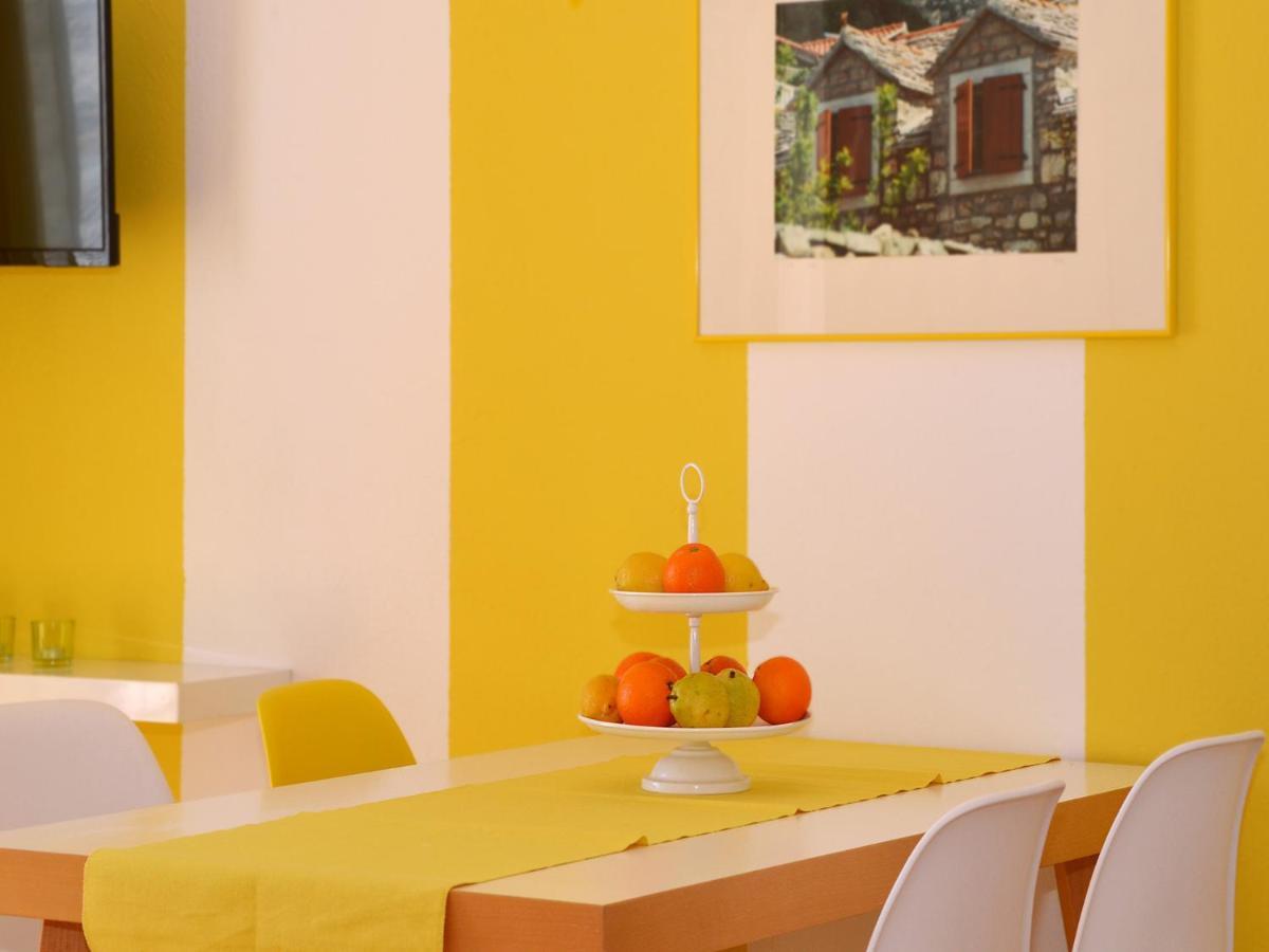 Apartments Newway Бол Екстер'єр фото